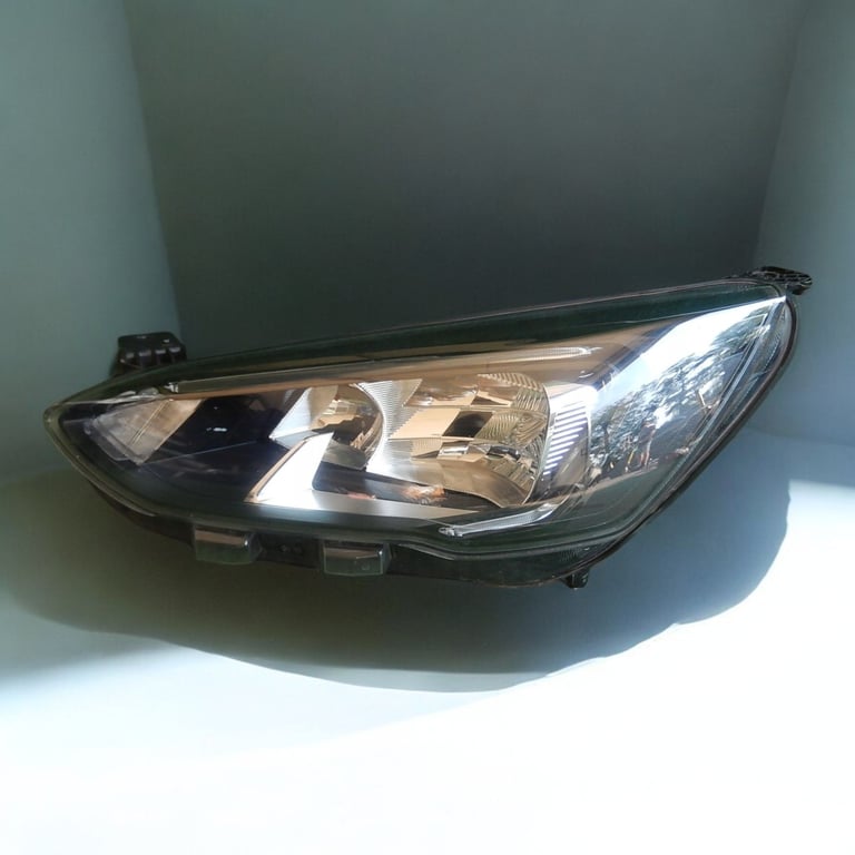 Frontscheinwerfer Ford Focus Links Scheinwerfer Headlight SCH3095471783om