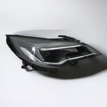 Laden Sie das Bild in den Galerie-Viewer, Frontscheinwerfer Opel Astra K 39047199 Rechts Scheinwerfer Headlight