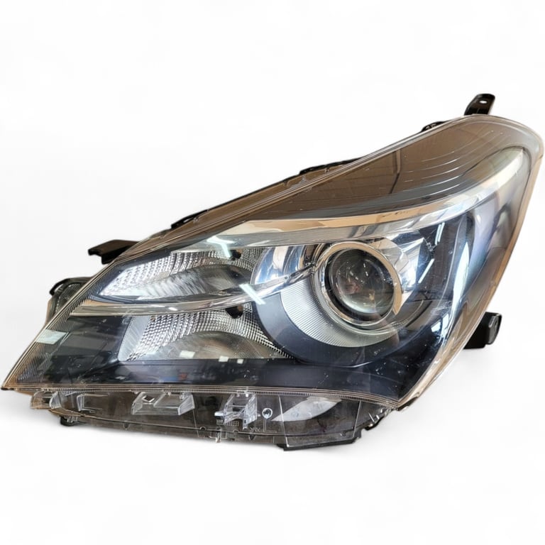 Frontscheinwerfer Toyota Yaris SPP11883 Ein Stück (Rechts oder Links) Headlight