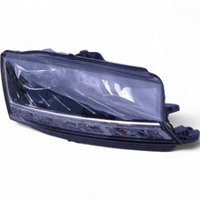 Laden Sie das Bild in den Galerie-Viewer, Frontscheinwerfer Skoda Fabia III 6V1941016 LED Rechts Scheinwerfer Headlight