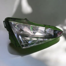 Laden Sie das Bild in den Galerie-Viewer, Frontscheinwerfer Skoda Scala 657941016 LED Rechts Scheinwerfer Headlight SCH4360977622ga