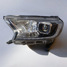 Laden Sie das Bild in den Galerie-Viewer, Frontscheinwerfer Ford Ranger LED Links Scheinwerfer Headlight SCH7930495700on