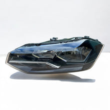 Laden Sie das Bild in den Galerie-Viewer, Frontscheinwerfer VW Polo 2G1241005 Links Scheinwerfer Headlight