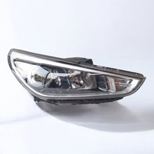 Load image into Gallery viewer, Frontscheinwerfer Hyundai I30 III 92102-G4020 Rechts Scheinwerfer Headlight