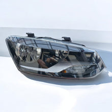 Load image into Gallery viewer, Frontscheinwerfer VW Polo 6R1941008F Rechts Scheinwerfer Headlight