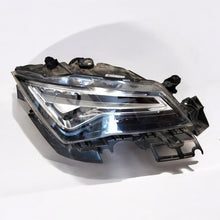 Laden Sie das Bild in den Galerie-Viewer, Frontscheinwerfer Seat Ateca 576941008D 90117434 LED Rechts Headlight