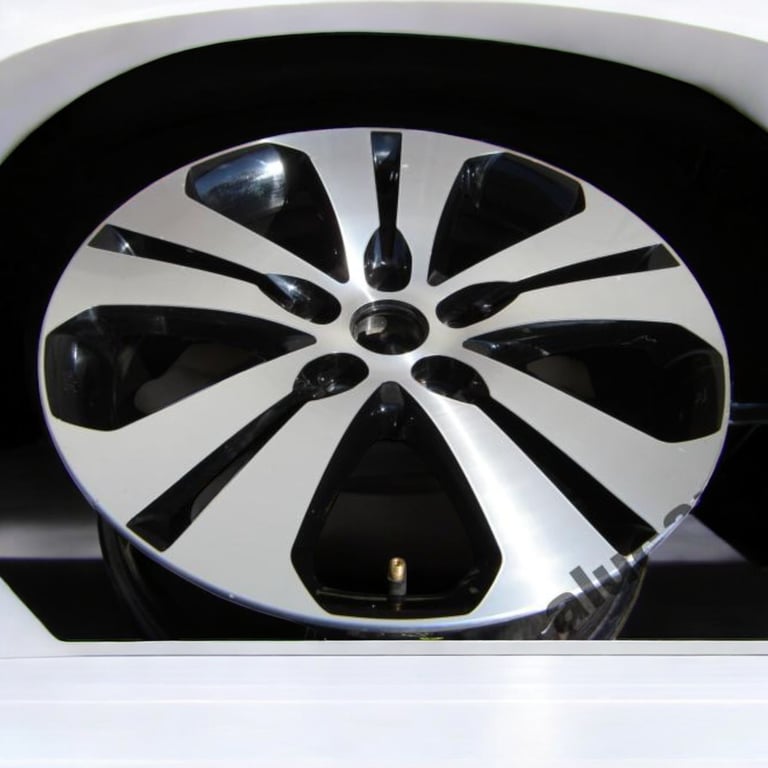 1x Alufelge 18 Zoll 7.0" 5x114.3 40ET Glanz Schwarz 52910-3U350 Kia Carens