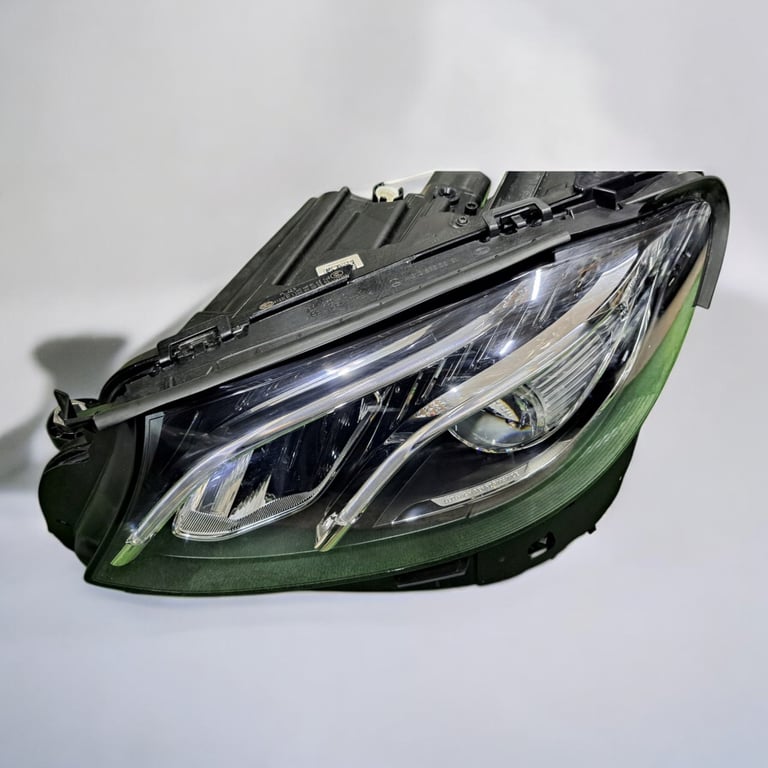 Frontscheinwerfer Mercedes-Benz W213 A2139063904 Links Scheinwerfer Headlight SCH2162605101jt