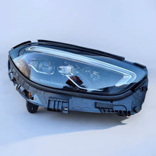 Laden Sie das Bild in den Galerie-Viewer, Frontscheinwerfer Mercedes-Benz W206 A2069061203 LED Rechts Headlight SCH2193928082vv