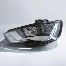 Laden Sie das Bild in den Galerie-Viewer, Frontscheinwerfer Audi A3 8V0941003J Links Scheinwerfer Headlight