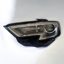 Laden Sie das Bild in den Galerie-Viewer, Frontscheinwerfer Audi A3 8V0941005E Links Scheinwerfer Headlight