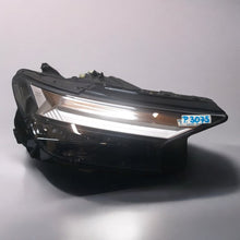 Laden Sie das Bild in den Galerie-Viewer, Frontscheinwerfer Audi E Tron 89A941034 Rechts Scheinwerfer Headlight