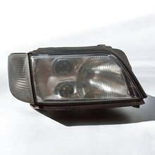 Laden Sie das Bild in den Galerie-Viewer, Frontscheinwerfer Audi A6 C4 Rechts Scheinwerfer Headlight