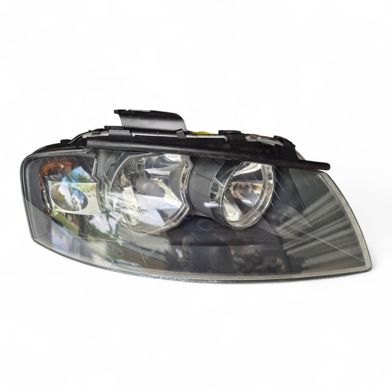 Frontscheinwerfer Audi A3 8P0941004A Rechts Scheinwerfer Headlight