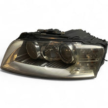 Laden Sie das Bild in den Galerie-Viewer, Frontscheinwerfer Audi A8 A8D3FLGG Xenon Ein Stück (Rechts oder Links) Headlight
