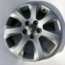 Laden Sie das Bild in den Galerie-Viewer, 1x Alufelge 17 Zoll 7.0" 5x120 41ET Glanz Silber 13351762 Opel Rim Wheel FEL3079960604pn