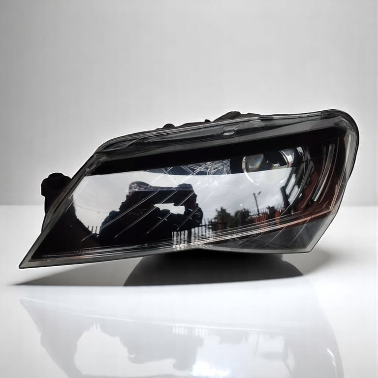 Frontscheinwerfer Skoda Superb III 3V1941015B Links Scheinwerfer Headlight