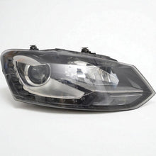 Load image into Gallery viewer, Frontscheinwerfer VW Polo 6R1941032C Xenon Rechts Scheinwerfer Headlight SCH1039107015un
