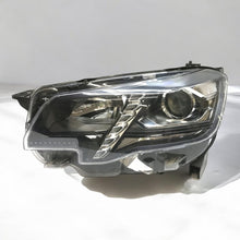 Laden Sie das Bild in den Galerie-Viewer, Frontscheinwerfer Peugeot Partner 9816827280 Links Scheinwerfer Headlight