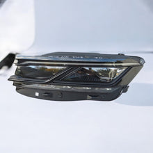 Laden Sie das Bild in den Galerie-Viewer, Frontscheinwerfer VW Touareg 761941081A LED Links Scheinwerfer Headlight SCH1265269887wu