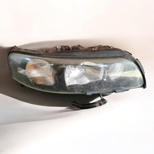 Load image into Gallery viewer, Frontscheinwerfer Volvo Xc70 89008798 30655906 Xenon Rechts Headlight