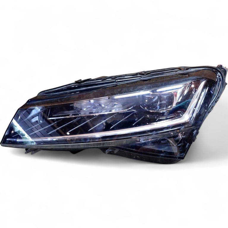 Frontscheinwerfer Skoda Superb III 3V1941015D Full LED Links Headlight