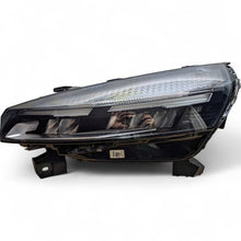 Laden Sie das Bild in den Galerie-Viewer, Frontscheinwerfer Mitsubishi Colt V I Clio 260600149R LED Rechts oder Links