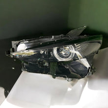 Laden Sie das Bild in den Galerie-Viewer, Frontscheinwerfer Mazda Cx-30 DFR7-51040 Full LED Links Scheinwerfer Headlight