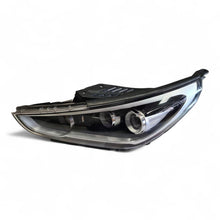 Load image into Gallery viewer, Frontscheinwerfer Hyundai I30 92101G4100 Links Scheinwerfer Headlight SCH8246640788do