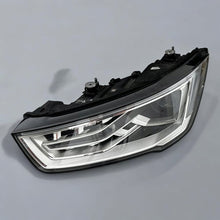 Load image into Gallery viewer, Frontscheinwerfer Audi A1 8XA941005 Xenon Links Scheinwerfer Headlight