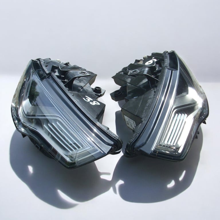 Frontscheinwerfer Audi A3 8V0941033AF Ein Stück (Rechts oder Links) Headlight