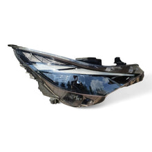 Laden Sie das Bild in den Galerie-Viewer, Frontscheinwerfer Hyundai Elantra VII 92101-AA LED Ein Stück (Rechts oder Links) SCH6619254864ph