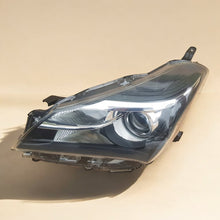 Load image into Gallery viewer, Frontscheinwerfer Toyota Yaris LED Links Scheinwerfer Headlight