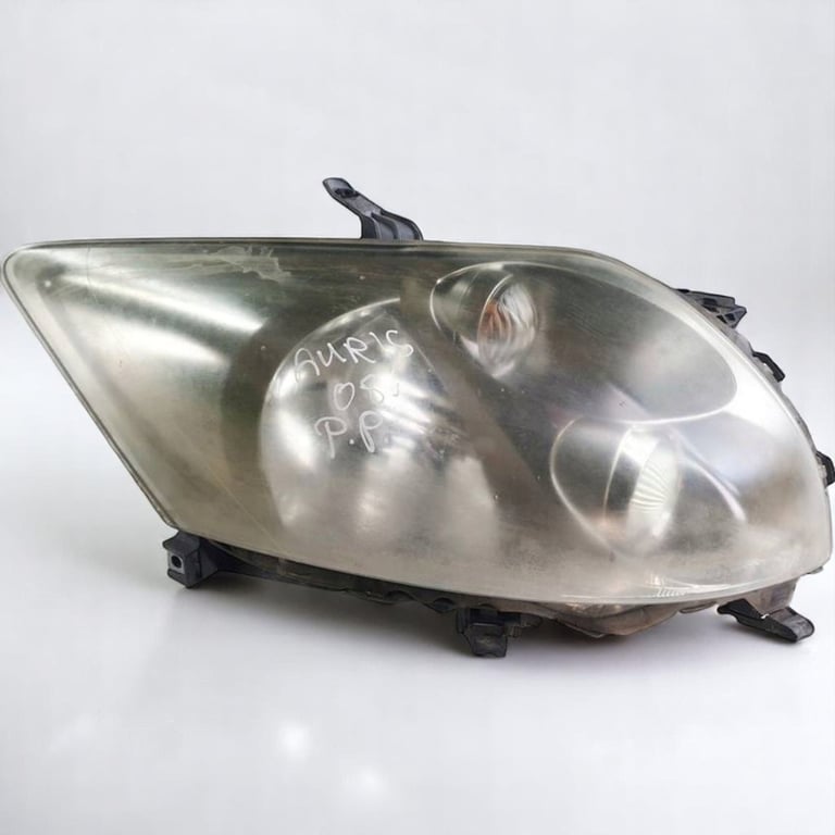 Frontscheinwerfer Toyota Auris 8111002540 89901369 89901955 Xenon Rechts