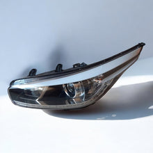 Load image into Gallery viewer, Frontscheinwerfer Kia Ceed 92101-A2250 LED Links Scheinwerfer Headlight