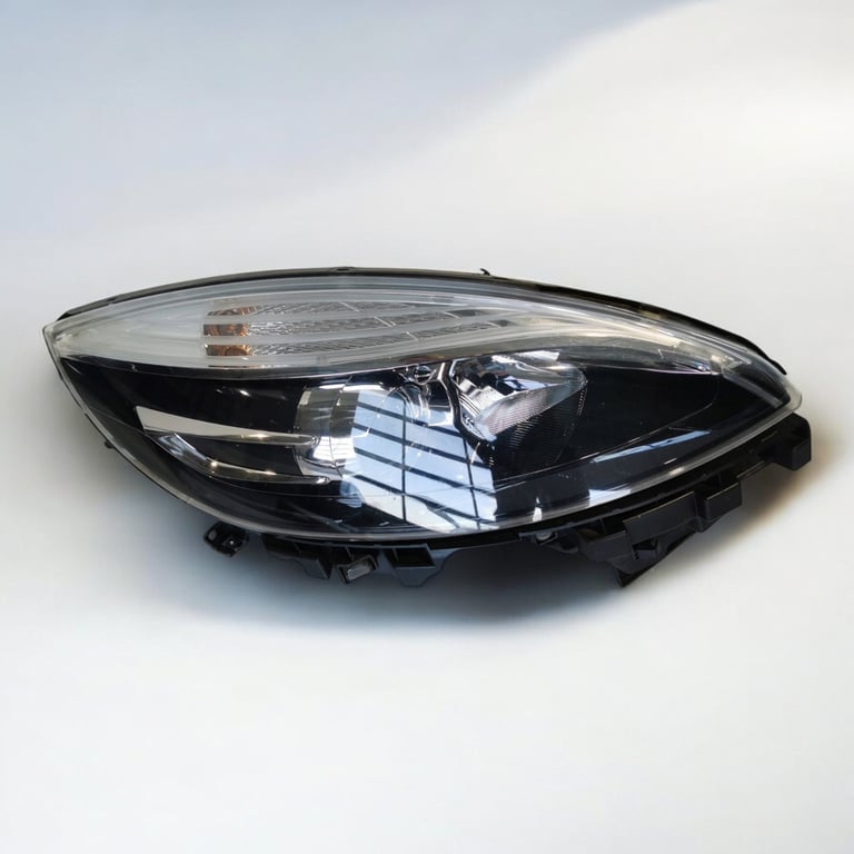 Frontscheinwerfer Renault Scenic Rechts Scheinwerfer Headlight