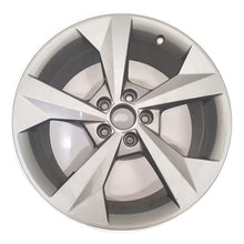 Laden Sie das Bild in den Galerie-Viewer, 1x Alufelge 18 Zoll 8.5" 5x112 46ET Silber 8Y0601025J Audi A3 Rim Wheel FEL1817027273vi