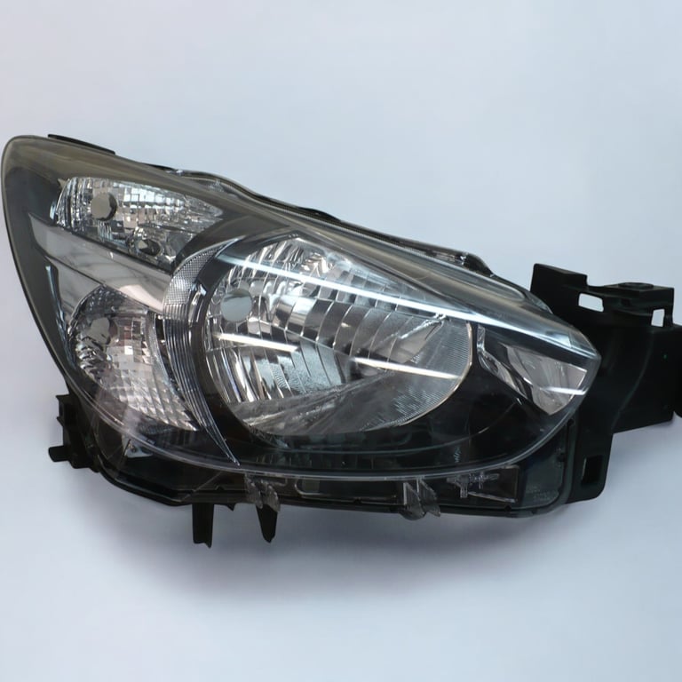 Frontscheinwerfer Mazda II Ein Satz Scheinwerfer Headlight