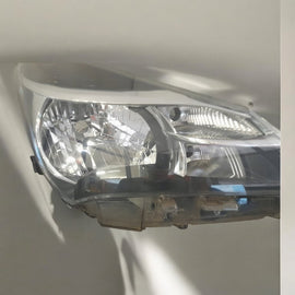 Frontscheinwerfer Toyota Yaris LED Rechts Scheinwerfer Headlight