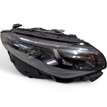 Laden Sie das Bild in den Galerie-Viewer, Frontscheinwerfer Mercedes-Benz Cla A1749062602 LED Rechts Headlight SCH7119027422ho