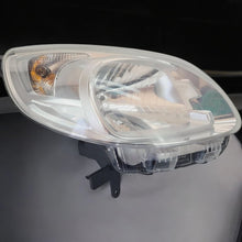 Laden Sie das Bild in den Galerie-Viewer, Frontscheinwerfer Renault Kangoo III 261023647R Rechts Scheinwerfer Headlight SCH9523041033nw