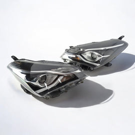 Frontscheinwerfer Toyota Yaris PJT4410 Rechts Scheinwerfer Headlight