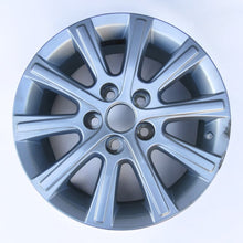 Laden Sie das Bild in den Galerie-Viewer, 1x Alufelge 16 Zoll 6.5&quot; 5x114.3 Toyota Rim Wheel