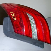 Load image into Gallery viewer, Rückleuchte Mercedes-Benz W246 A2468200664 Rechts Rearlight