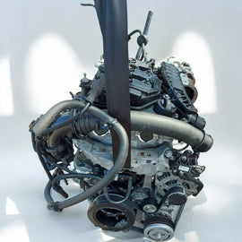 Motor Peugeot 3008 10XVA8 1.2 THP 15TKm Benzin Engine Komplett