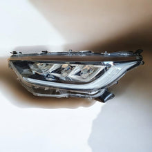Load image into Gallery viewer, Frontscheinwerfer Toyota Yaris Links Scheinwerfer Headlight