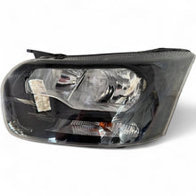 Laden Sie das Bild in den Galerie-Viewer, Frontscheinwerfer Ford Transit GK31-13W030-BC Links Scheinwerfer Headlight