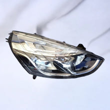 Laden Sie das Bild in den Galerie-Viewer, Frontscheinwerfer Renault Clio IV 260100653R LED Rechts Scheinwerfer Headlight