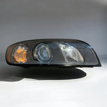 Load image into Gallery viewer, Frontscheinwerfer Volvo V50 3098890 Xenon Rechts Scheinwerfer Headlight SCH8872056310vp