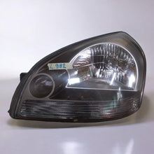 Laden Sie das Bild in den Galerie-Viewer, Frontscheinwerfer Hyundai Tucson Links Scheinwerfer Headlight